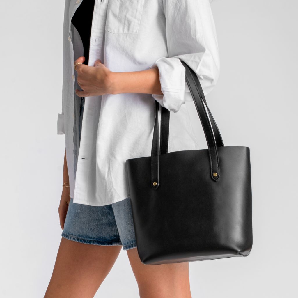 Everyday Tote | Black (S) (Gold)