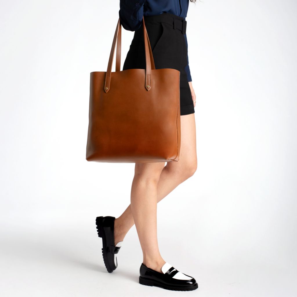 Everyday Tote | Cuero (L) (Gold)
